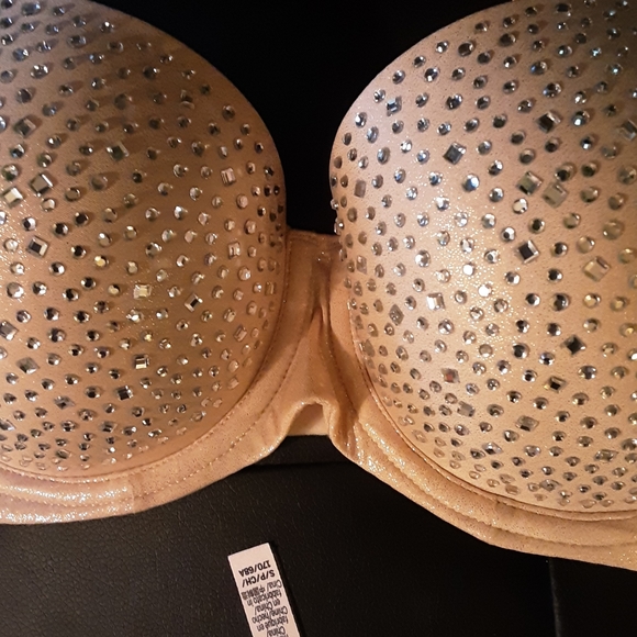 NWOT DREAM ANGEL V.S. SET 34D SMALL - Picture 3 of 4